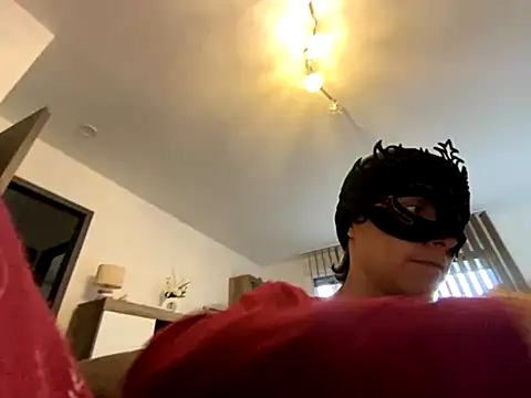 Marilou1983 online show from 10-22-25, 08:36