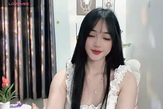 Snapshot of _Aimy_ chatting on 01-10-25, 07:00 Aimy online show from 01-10-25, 07:00