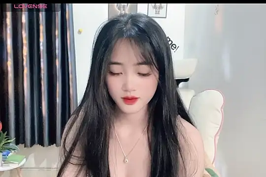 Snapshot of _Aimy_ chatting on 02-13-25, 03:56 Aimy online show from 02-13-25, 03:56