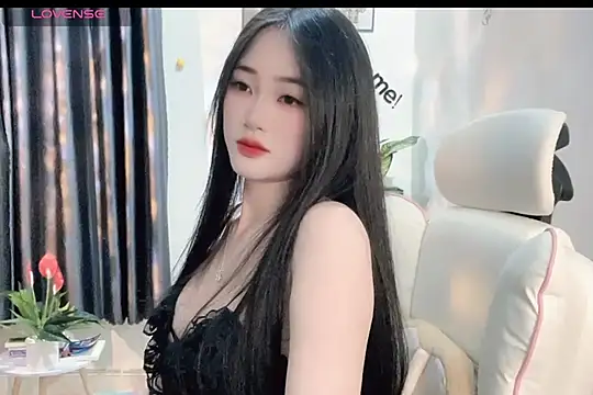 Snapshot of _Aimy_ chatting on 02-20-25, 03:52 Aimy online show from 02-20-25, 03:52