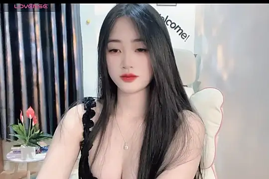 Snapshot of _Aimy_ chatting on 02-21-25, 03:54 Aimy online show from 02-21-25, 03:54