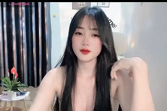 Snapshot of _Aimy_ chatting on 02-22-25, 07:25 Aimy online show from 02-22-25, 07:25