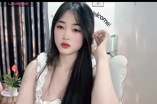Snapshot of _Aimy_ chatting on 02-24-25, 03:53 Aimy online show from 02-24-25, 03:53