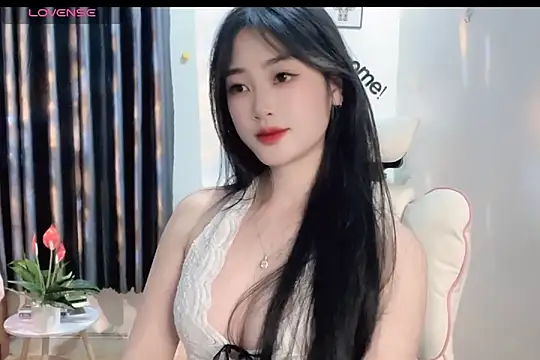 Snapshot of _Aimy_ chatting on 02-25-25, 06:58 Aimy online show from 02-25-25, 06:58