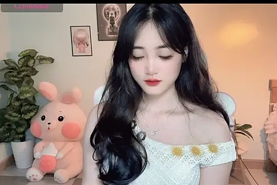 Snapshot of _Aimy_ chatting on 10-07-25, 04:31 Aimy online show from 10-07-25, 04:31