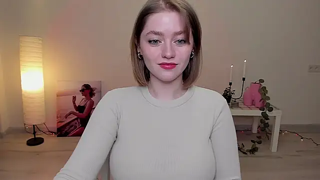 AidaPerry online show from 01-13-25, 04:30