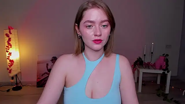 AidaPerry online show from 02-02-25, 05:48