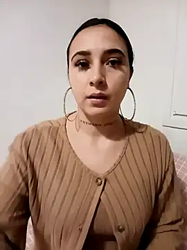 Snapshot of Juanamd1 chatting on 12-03-24, 08:27 Juanamd1 online show from 12-03-24, 08:27