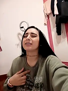 Snapshot of Juanamd1 chatting on 01-25-25, 12:16 Juanamd1 online show from 01-25-25, 12:16