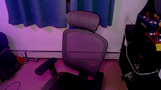 Snapshot of RyffBurnz chatting on 12-03-25, 05:04 RyffBurnz online show from 12-03-25, 05:04