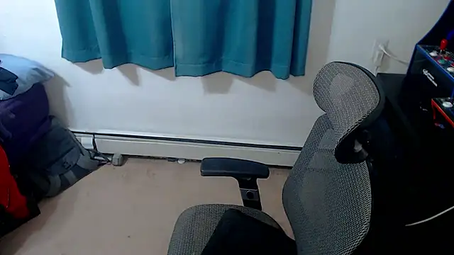 Snapshot of RyffBurnz chatting on 01-05-26, 08:12 RyffBurnz online show from 01-05-26, 08:12