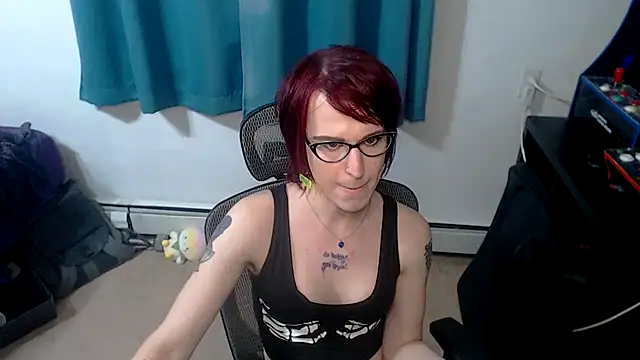 Snapshot of RyffBurnz chatting on 01-06-26, 07:28 RyffBurnz online show from 01-06-26, 07:28