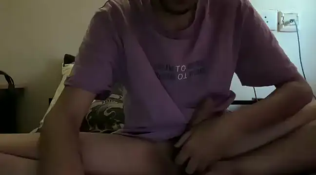 Snapshot of Bangloreboy160 chatting on 03-17-25, 12:57 Bangloreboy160 online show from 03-17-25, 12:57