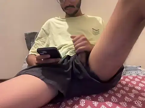 Snapshot of Bangloreboy160 chatting on 09-13-25, 06:18 Bangloreboy160 online show from 09-13-25, 06:18