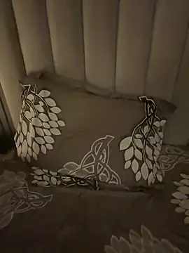 Snapshot of shrreyyyy chatting on 02-10-26, 07:07 shrreyyyy online show from 02-10-26, 07:07