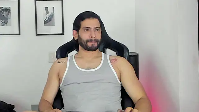 Snapshot of Dereck_vega chatting on 07-09-26, 12:37 Dereck vega online show from 07-09-26, 12:37