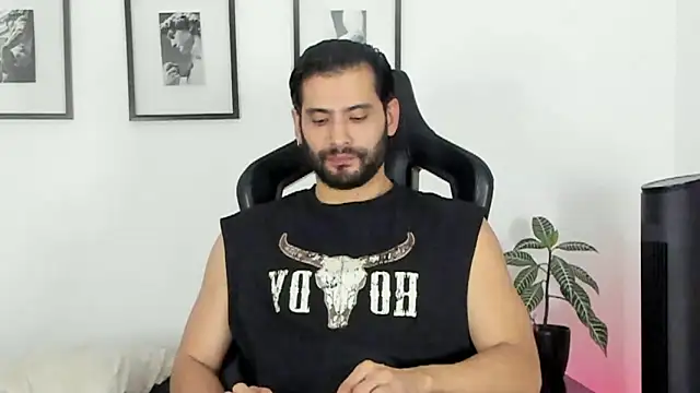 Snapshot of Dereck_vega chatting on 07-15-26, 11:10 Dereck vega online show from 07-15-26, 11:10