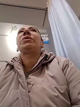 coral smitth online show from 11-08-25, 01:11