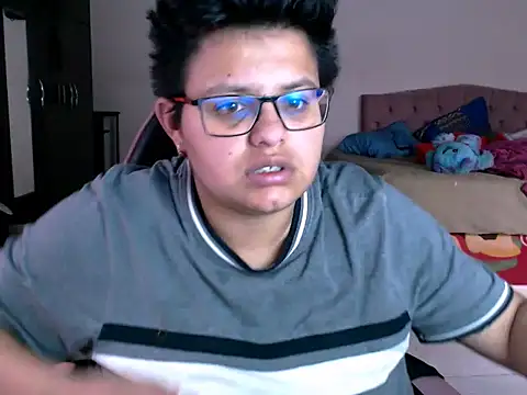 tatsumi nao online show from 12-02-25, 07:31