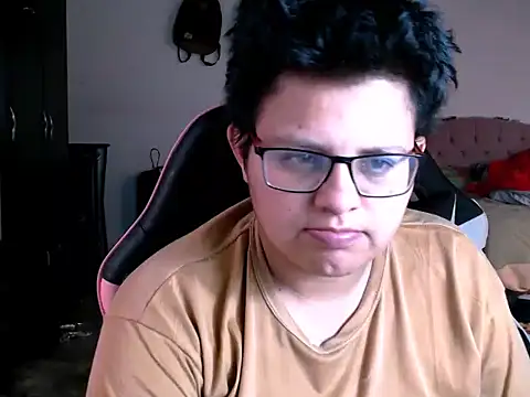 tatsumi nao online show from 12-15-25, 08:46