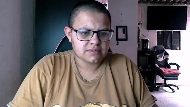 tatsumi nao online show from 01-11-26, 01:16