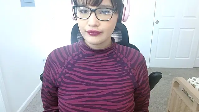 Snapshot of nomichuu chatting on 07-19-26, 10:24 nomichuu online show from 07-19-26, 10:24