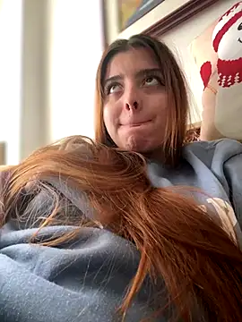 Cloew Marz online show from 12-18-25, 04:24