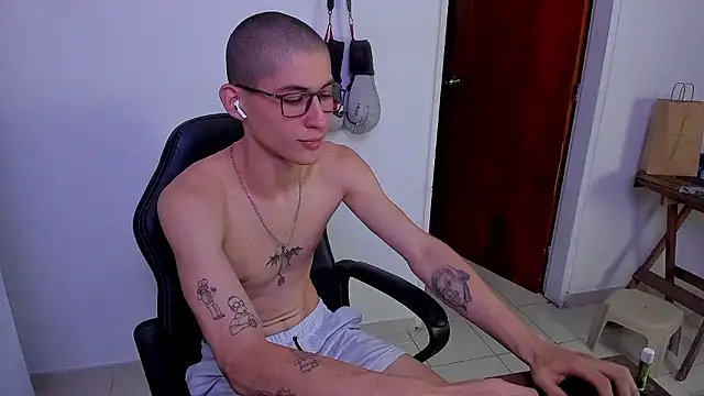 Snapshot of Jaack_str chatting on 12-07-24, 09:22 Jaack str online show from 12-07-24, 09:22