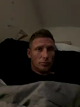 aaronmc311840 online show from 10-03-25, 06:43