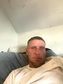 aaronmc311840 online show from 10-15-25, 09:59