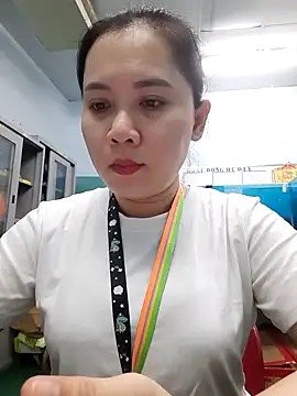 Benlla2802 online show from 12-17-24, 07:48