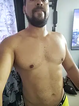 LatinMar online show from 02-17-25, 01:10