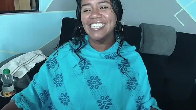 Snapshot of saggil23 chatting on 10-16-25, 10:55 saggil23 online show from 10-16-25, 10:55