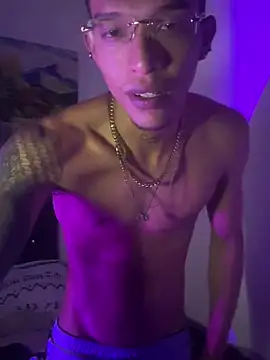 TommyGun 22 online show from 03-07-25, 03:40