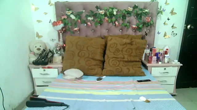 ValeriaTsx online show from 11-23-25, 11:54