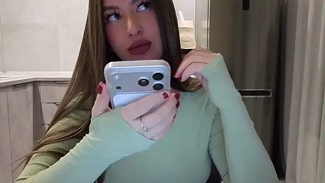 Snapshot of Cinderella____ chatting on 03-02-26, 09:21 Cinderella online show from 03-02-26, 09:21