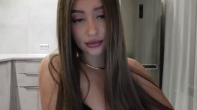 Snapshot of Cinderella____ chatting on 04-07-26, 06:52 Cinderella online show from 04-07-26, 06:52