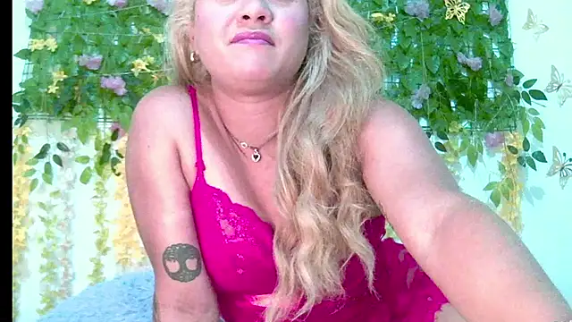 Crysrus online show from 08-09-26, 12:34