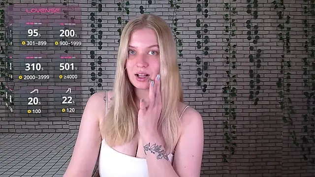 EmiliaDuchess online show from 10-15-25, 09:53