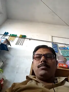 Snapshot of Srmotrs chatting on 02-01-26, 07:18 Srmotrs online show from 02-01-26, 07:18