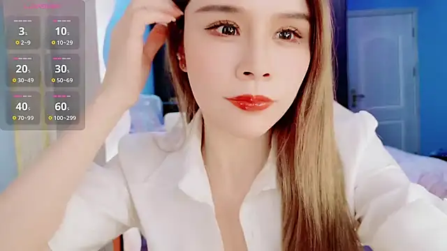 HU131452 online show from 02-25-25, 11:11