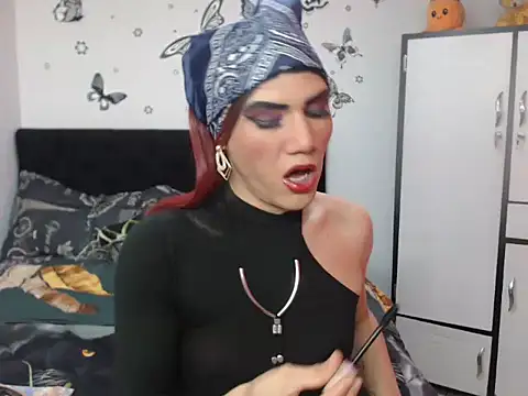 Snapshot of luna_grans_777 chatting on 06-19-26, 03:38 luna grans 777 online show from 06-19-26, 03:38