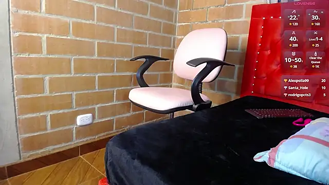 Snapshot of sharol_espitia chatting on 12-12-24, 11:58 sharol espitia online show from 12-12-24, 11:58