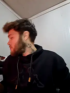 Snapshot of Franso13 chatting on 12-14-24, 10:07 Franso13 online show from 12-14-24, 10:07