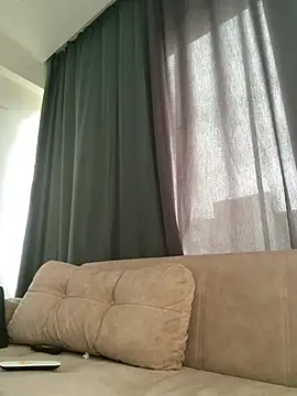 Snapshot of Franso13 chatting on 02-26-26, 12:26 Franso13 online show from 02-26-26, 12:26