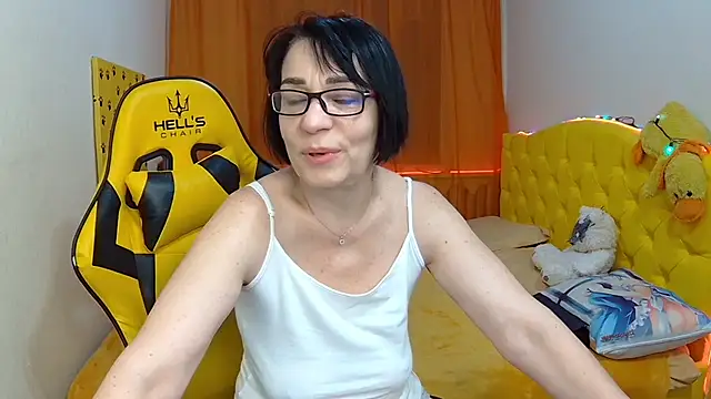 Snapshot of SandraHormas chatting on 01-26-25, 10:34 SandraHormas online show from 01-26-25, 10:34