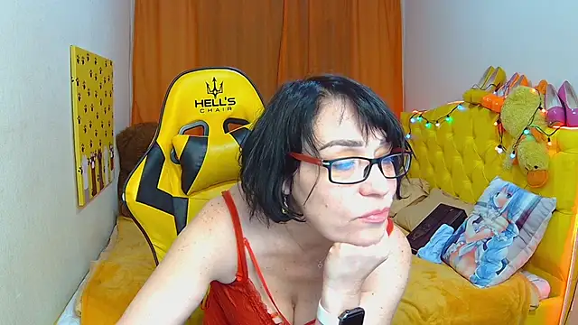 Snapshot of SandraHormas chatting on 02-23-25, 04:57 SandraHormas online show from 02-23-25, 04:57