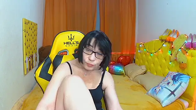 Snapshot of SandraHormas chatting on 02-28-25, 02:42 SandraHormas online show from 02-28-25, 02:42