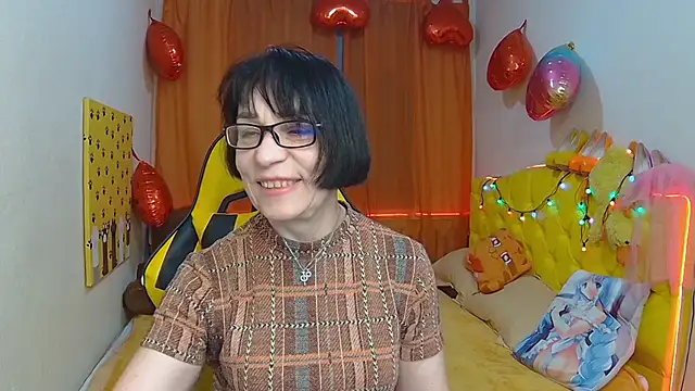 Snapshot of SandraHormas chatting on 03-17-25, 08:07 SandraHormas online show from 03-17-25, 08:07