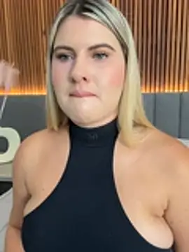 EmiilyAdams  online show from 01-18-26, 08:23